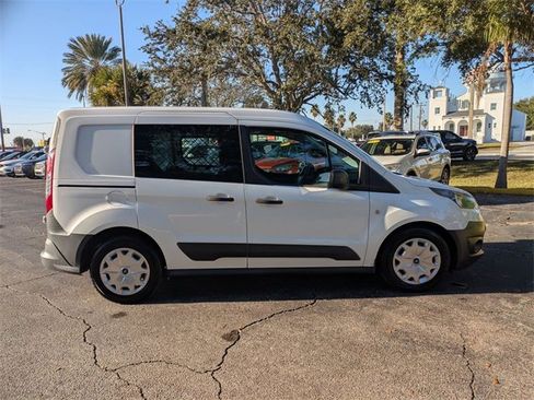 Used 2018 Ford Transit Connect XL image 4