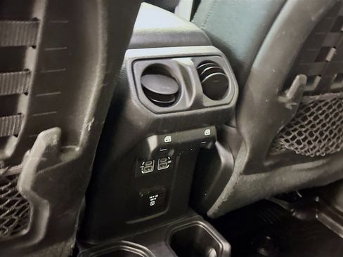 Used 2020 Jeep Wrangler Unlimited Rubicon AWD/4WD image 28