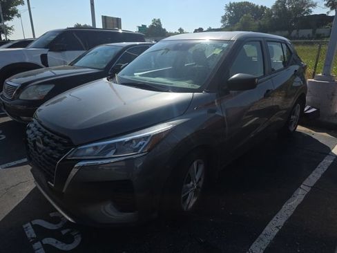 Used 2024 Nissan Kicks S FWD image 1
