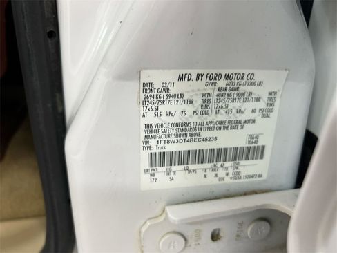 Used 2011 Ford F350 King Ranch w/ FX4 Off Road Pkg image 26