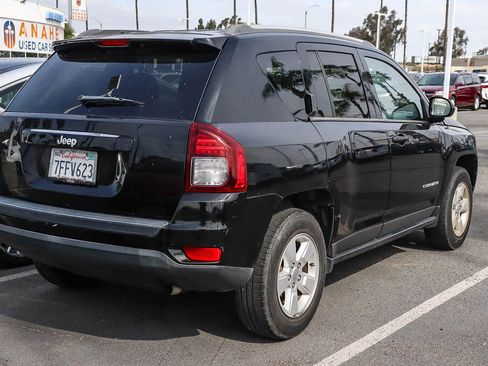 Used 2014 Jeep Compass Sport w/ Power Value Group FWD image 5
