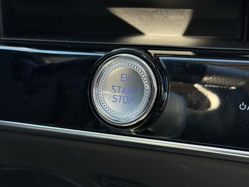 Used 2026 Genesis Electrified GV70 Advanced image 40