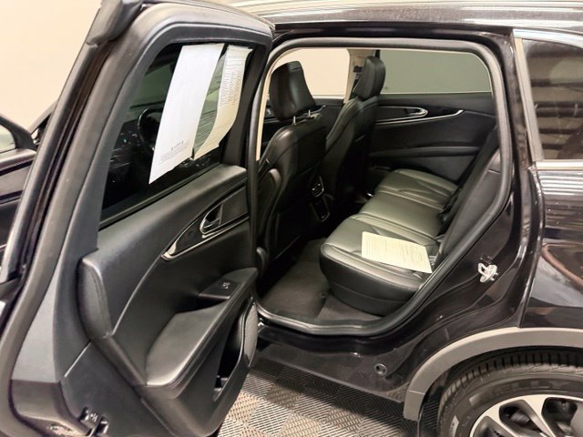 Used 2023 Lincoln Nautilus Reserve AWD/4WD image 18