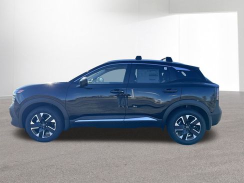 New 2026 Nissan Kicks SV w/ SV Premium Package AWD/4WD image 30