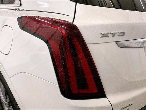 Used 2020 Cadillac XT5 Premium Luxury w/ Platinum Package AWD/4WD image 28