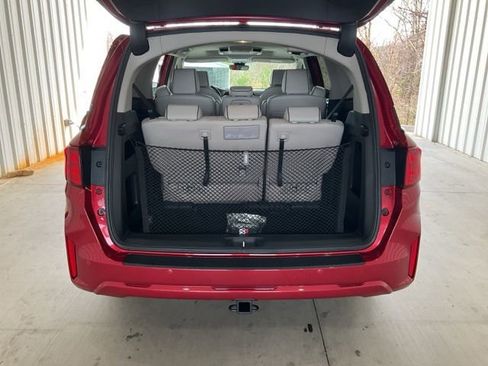 New 2026 Honda Odyssey Touring image 21