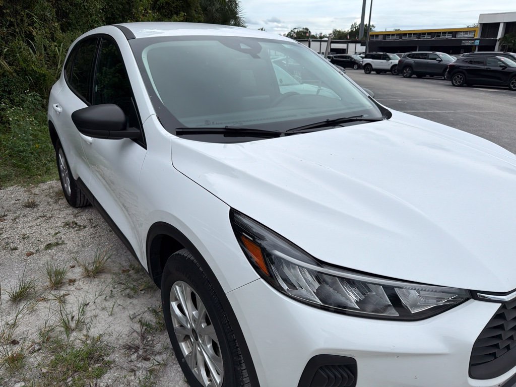 Used 2025 Ford Escape Active AWD/4WD image 9