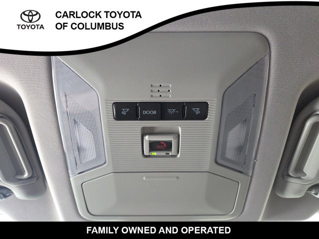 Used 2024 Toyota RAV4 XLE AWD/4WD image 29