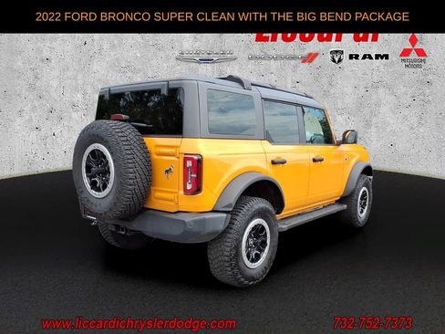 Used 2022 Ford Bronco Big Bend w/ Sasquatch Package AWD/4WD image 4