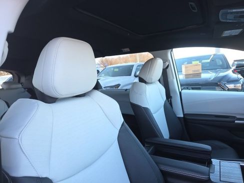 New 2026 Toyota Sienna XSE image 10