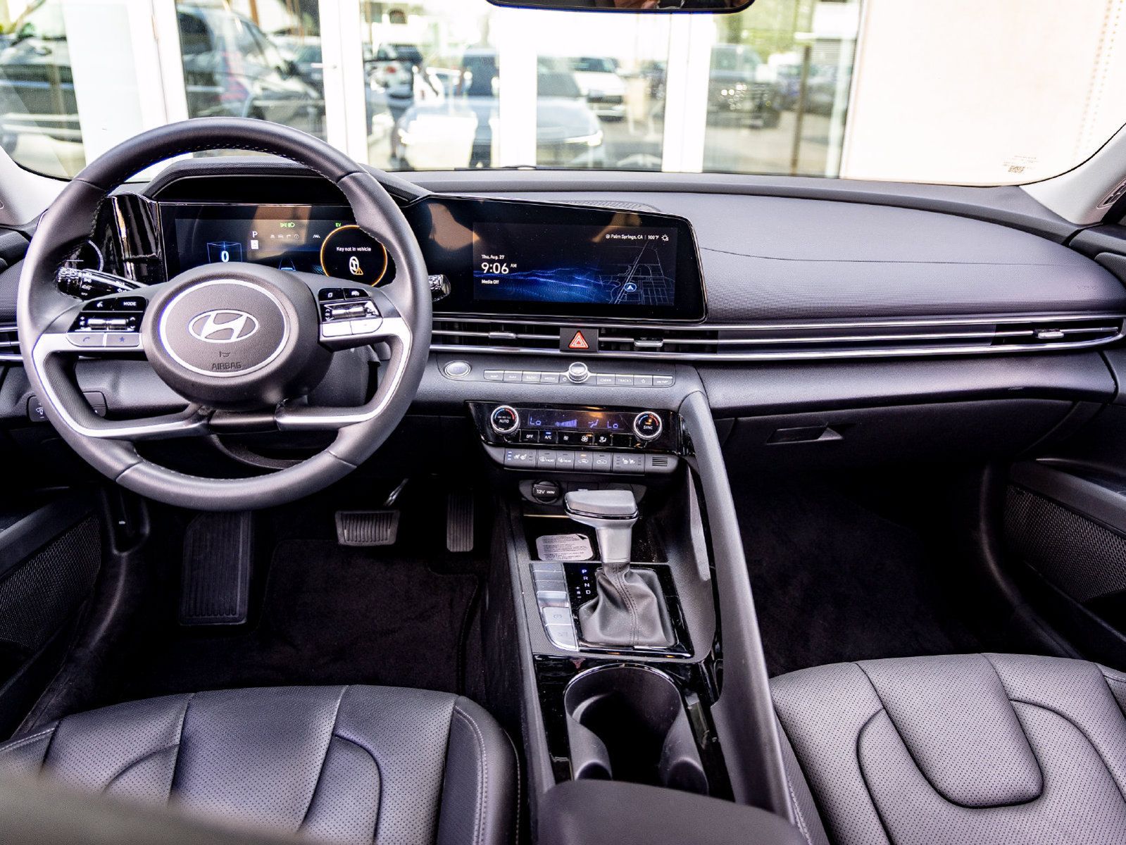 Used 2026 Hyundai Elantra Limited FWD image 22
