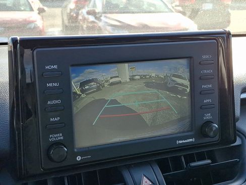 Certified 2021 Toyota RAV4 XLE image 19