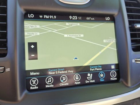 Used 2017 Chrysler 300 C w/ Safetytec Plus Group image 25