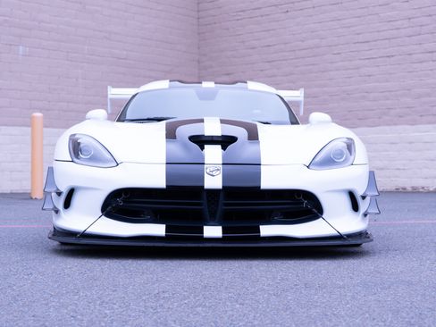 Used 2016 Dodge Viper GTC w/ ACR Package RWD image 3