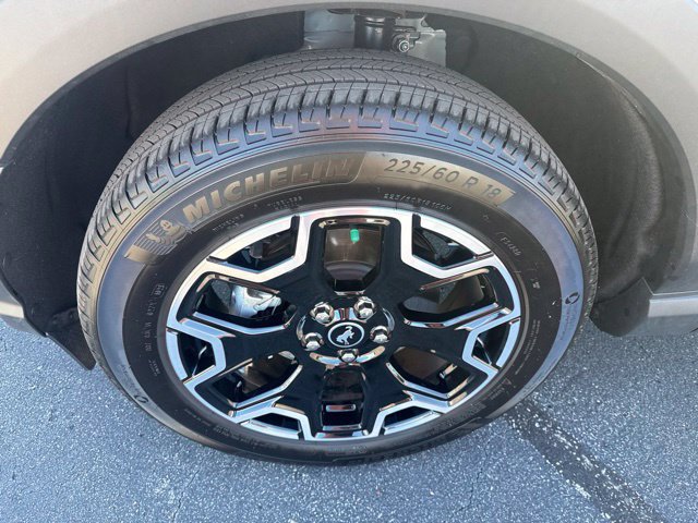 Used 2025 Ford Bronco Sport Outer Banks w/ Outer Banks Tech Package+ AWD/4WD image 12