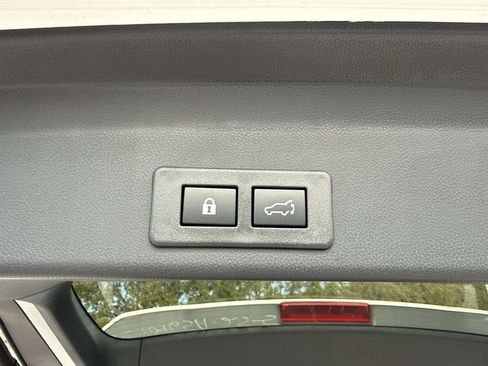 Used 2025 Subaru Ascent Limited image 14