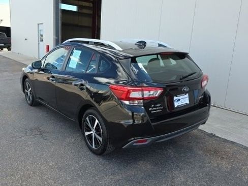 Used 2019 Subaru Impreza 2.0i Premium w/ Popular Package #2 image 3