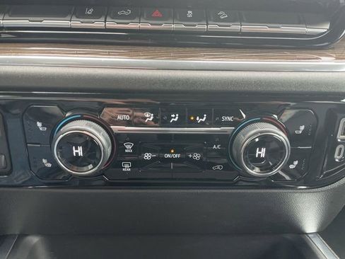 Used 2024 Chevrolet Silverado 2500 LT image 18