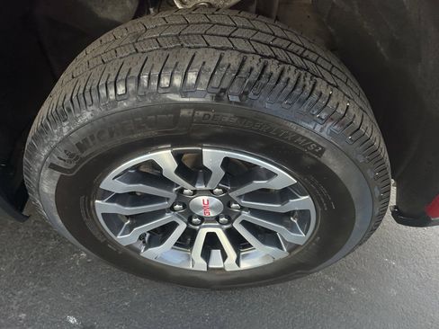 Used 2023 GMC Sierra 1500 AT4 w/ Technology Package image 35