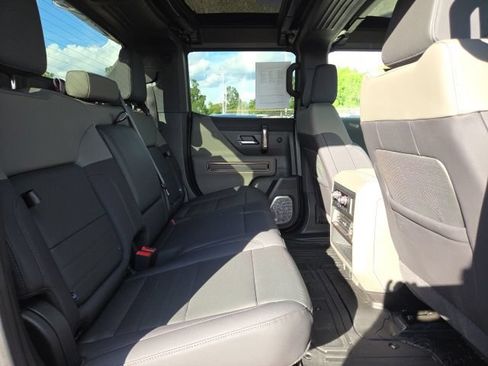 Used 2025 GMC Hummer EV 3X w/ Battery Pack, 24 Module Pack AWD/4WD image 18