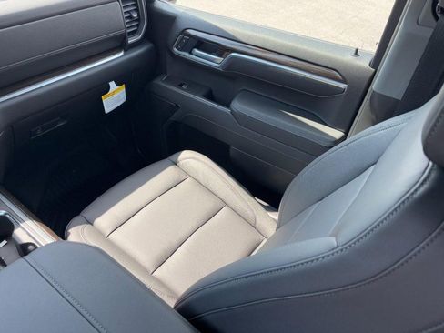 New 2026 Chevrolet Silverado 1500 LT AWD/4WD image 9