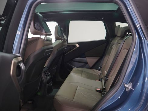 Used 2025 BMW X3 xDrive30i w/ Premium Package image 9