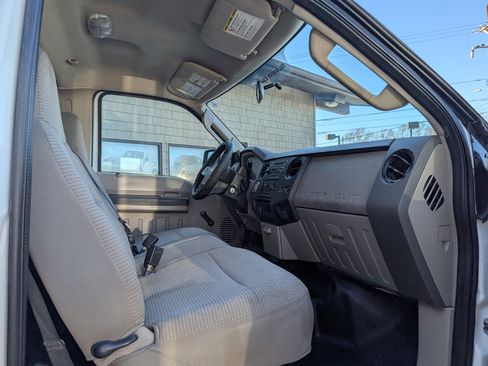 Used 2010 Ford F250 XLT image 17