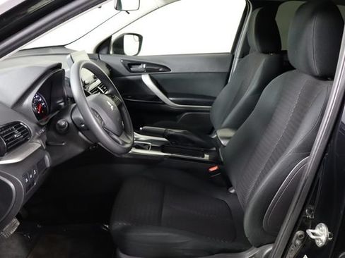Used 2023 Mitsubishi Eclipse Cross LE AWD/4WD image 12