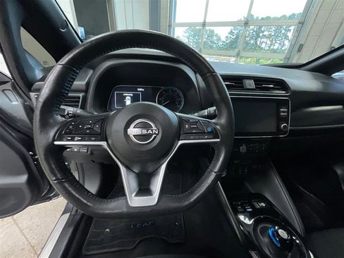 Used 2024 Nissan Leaf SV Plus FWD image 14