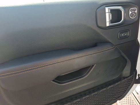 Certified 2022 Jeep Wrangler Unlimited Sahara image 12