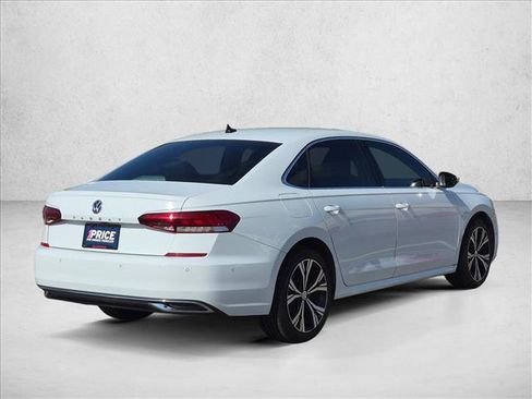 Used 2020 Volkswagen Passat 2.0T SEL FWD image 5