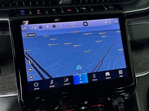 Used 2022 Jeep Grand Cherokee Limited 4xe image 17