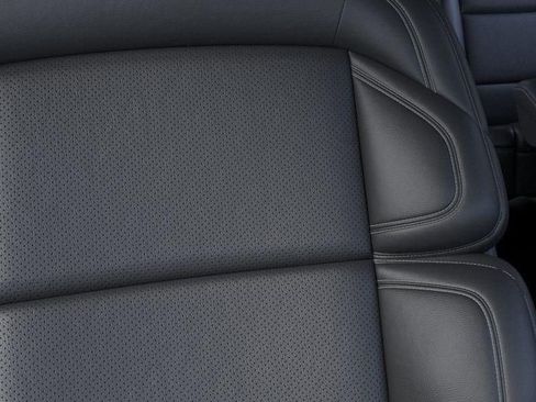 New 2025 Lincoln Navigator Reserve image 16