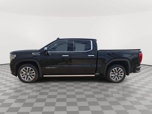 Used 2024 GMC Sierra 1500 Denali w/ Denali Reserve Package AWD/4WD image 4