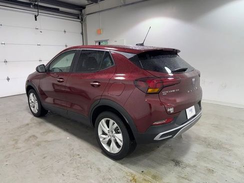 Used 2024 Buick Encore GX Preferred w/ Comfort Package AWD/4WD image 5