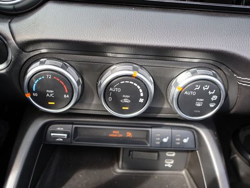 Used 2024 MAZDA MX-5 Miata RF Grand Touring image 22