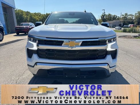 Used 2025 Chevrolet Silverado 1500 LT image 9