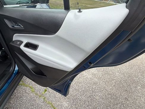 Used 2019 Chevrolet Equinox Premier image 17