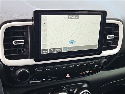 Certified 2025 Hyundai Venue Limited image 12