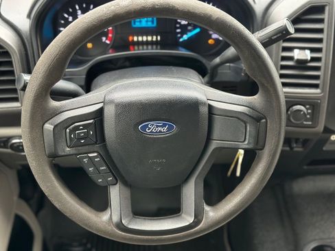 Used 2019 Ford F250 XL w/ Power Equipment Group image 3