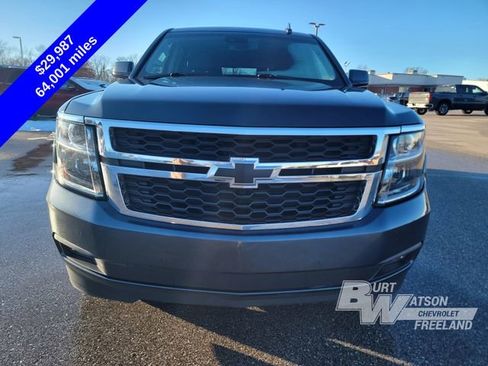 Used 2019 Chevrolet Suburban LT image 9