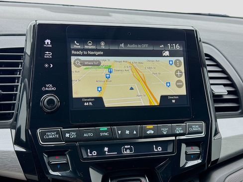 Used 2018 Honda Odyssey Touring image 9