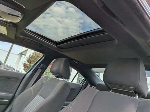 Used 2023 Dodge Charger SXT w/ Cold Weather Package RWD image 17