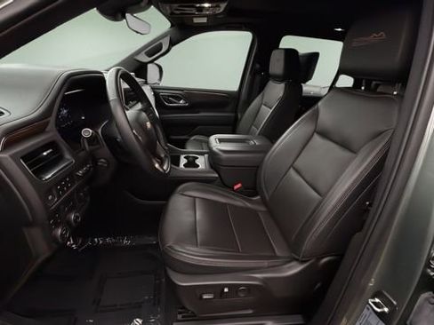 Used 2024 Chevrolet Tahoe High Country image 18