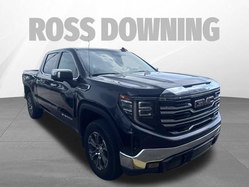 Used 2025 GMC Sierra 1500 SLT AWD/4WD image 3