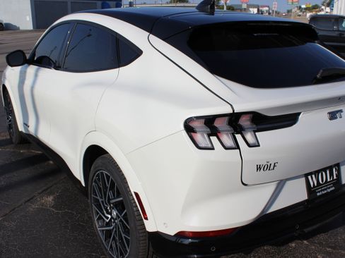 Used 2023 Ford Mustang Mach-E GT w/ GT Performance Edition image 6