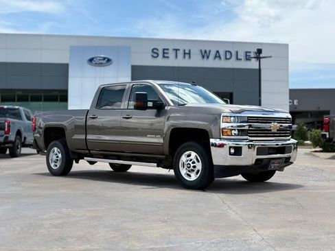 Used 2015 Chevrolet Silverado 2500 LT w/ LT Convenience Package AWD/4WD image 1