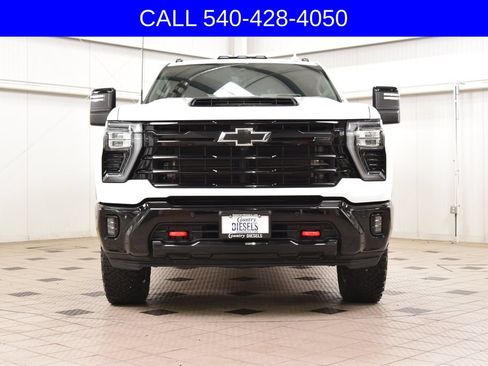 Used 2025 Chevrolet Silverado 2500 LTZ w/ LTZ Plus Package AWD/4WD image 2