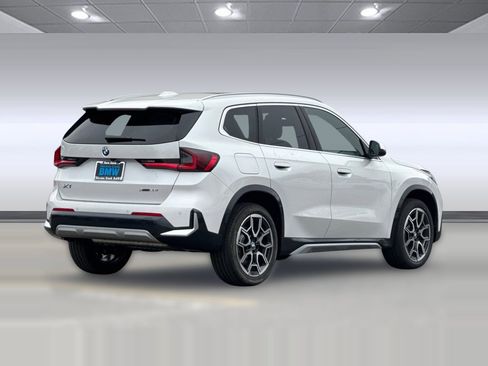 Used 2026 BMW X1 xDrive28i w/ Technology Package AWD/4WD image 9
