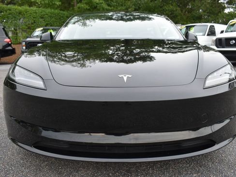 Used 2024 Tesla Model 3 Long Range AWD/4WD image 5